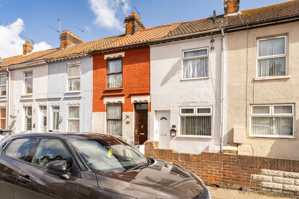 Property photo 1 of 15