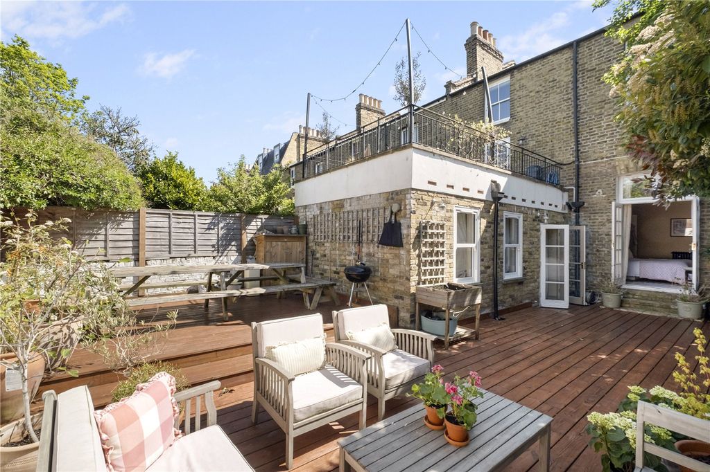 Property photo 3 of 12 Picture No. 27