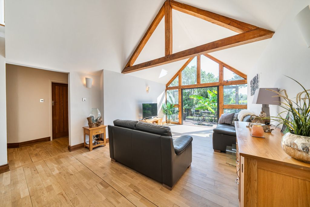 Property photo 2 of 20 1503183-19-6A7F34...