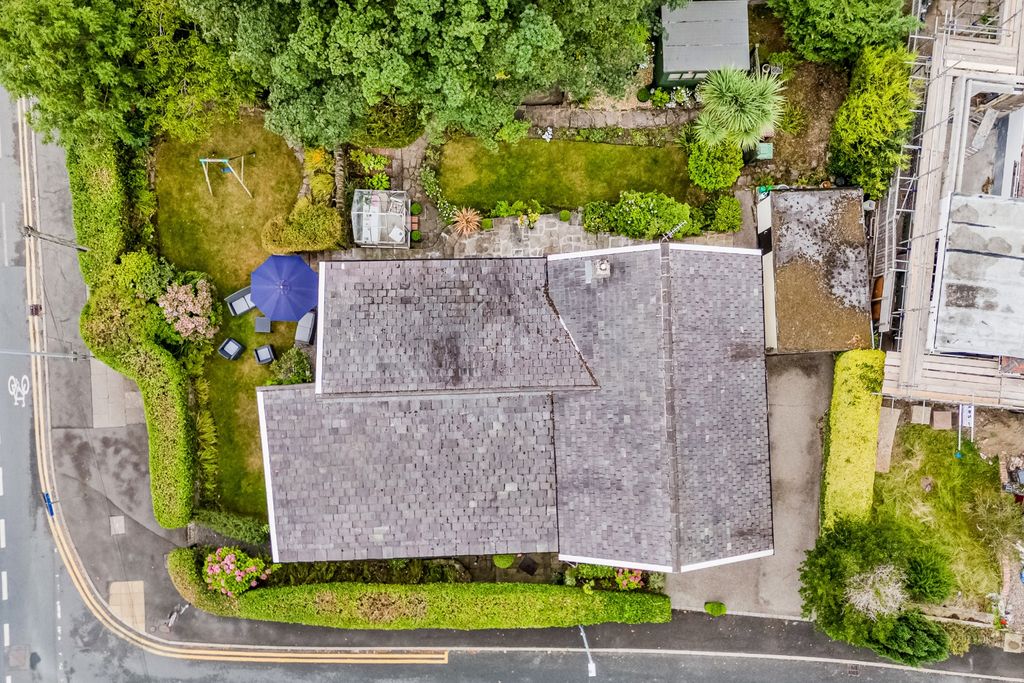 Property photo 2 of 72 4425576