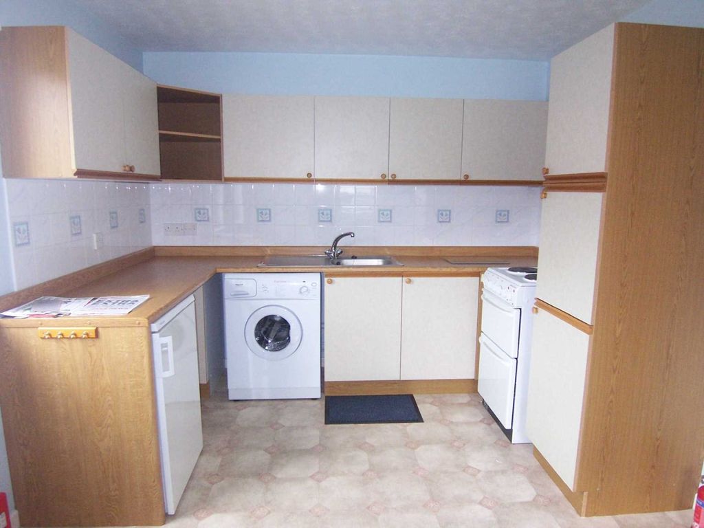 Property photo 2 of 10