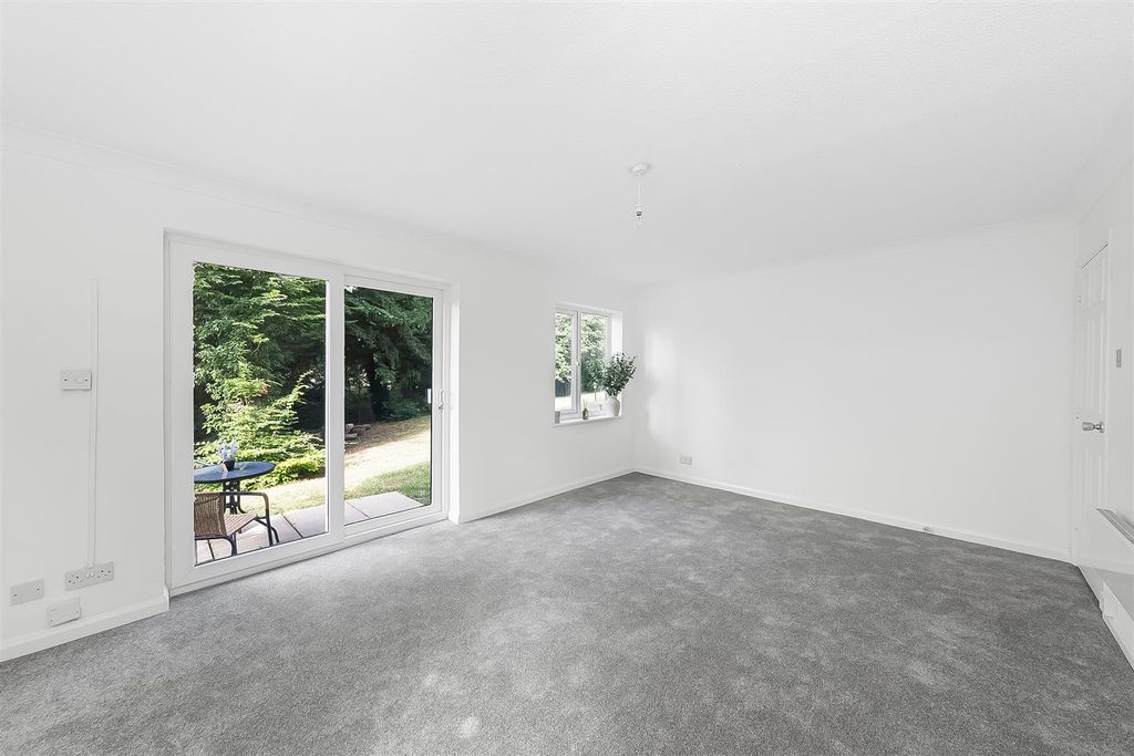 Property photo 3 of 13 Reception Room