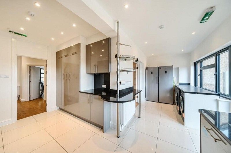 Property photo 2 of 13 Not Specified