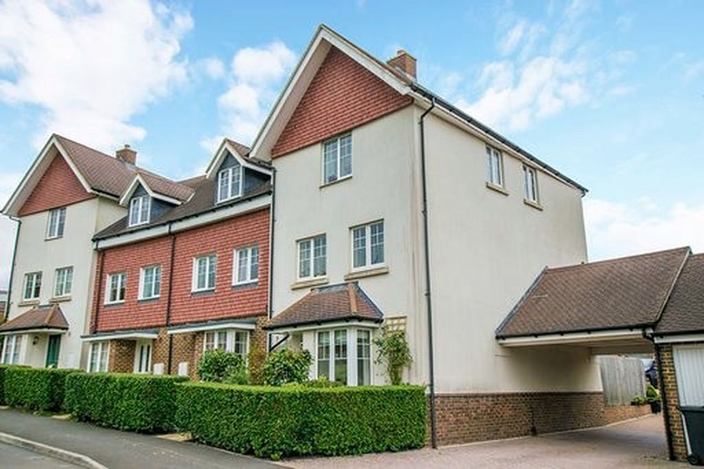 Property photo 1 of 21 Photo 18