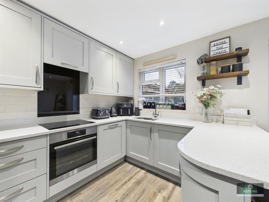 Property photo 3 of 21 Cam04622G0-Pr0117-Still009.Jpg