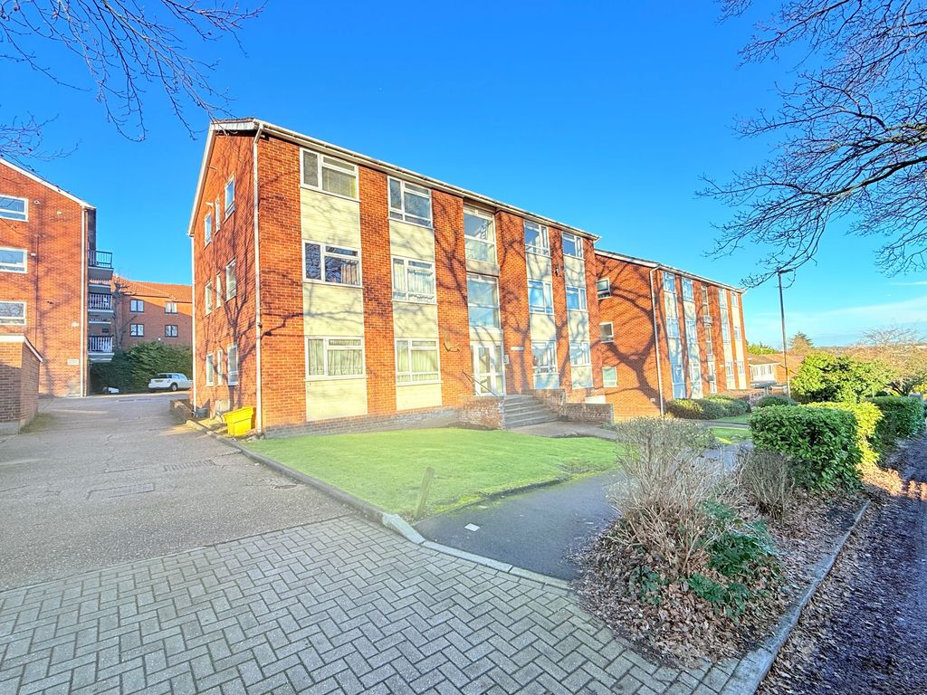 Property photo 1 of 7