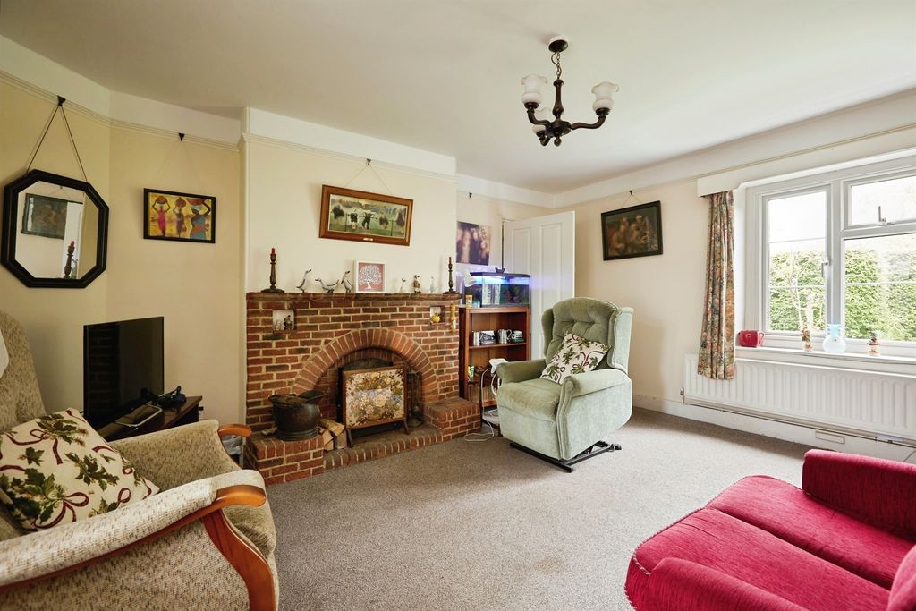 Property photo 3 of 17