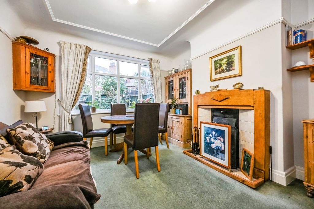 Property photo 3 of 16 Photography