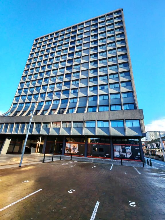 Property photo 1 of 9