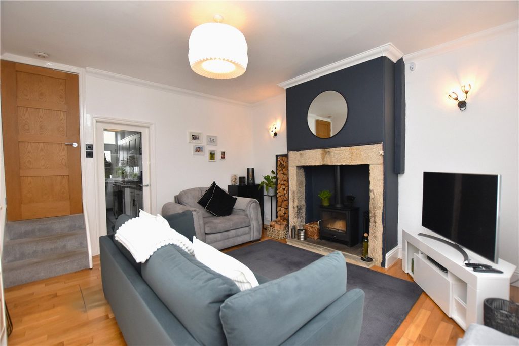 Property photo 3 of 19 Picture No. 28