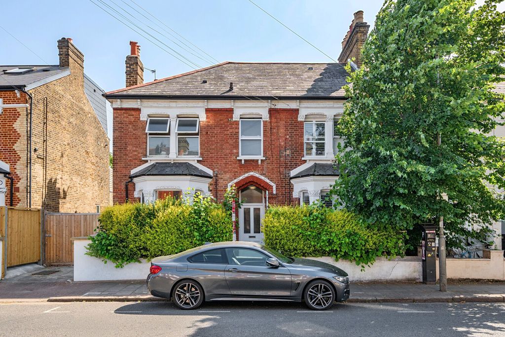 Property photo 1 of 12 1482570-1-6A394Cb...