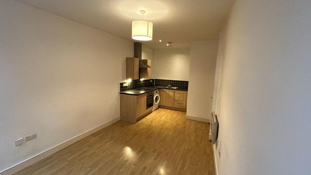 Property photo 2 of 6