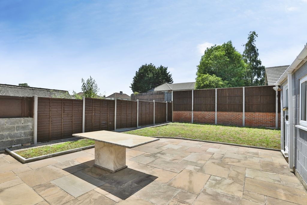 Property photo 2 of 16 Pbox-Img.Jpg