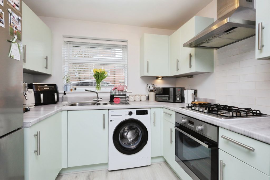 Property photo 2 of 15