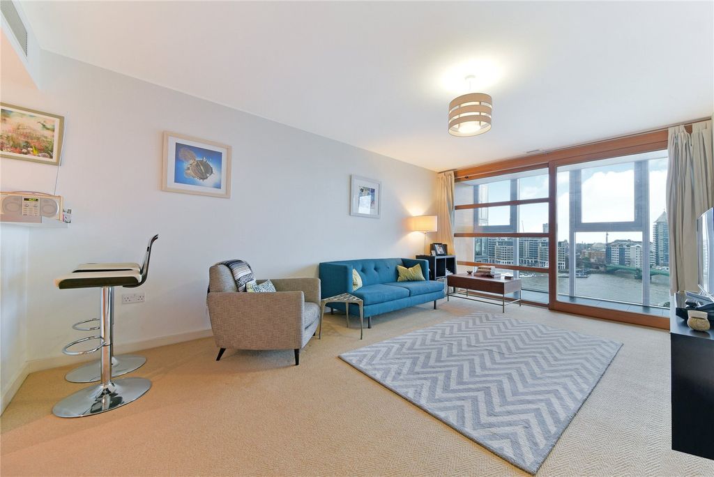 Property photo 3 of 7 Reception Room