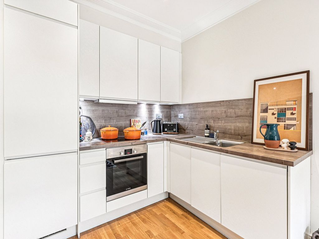 Property photo 3 of 11 Picture No. 17