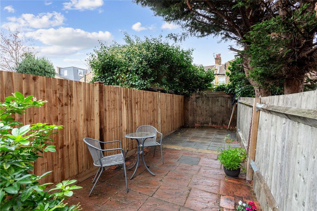 Property photo 2 of 11 Picture No. 11