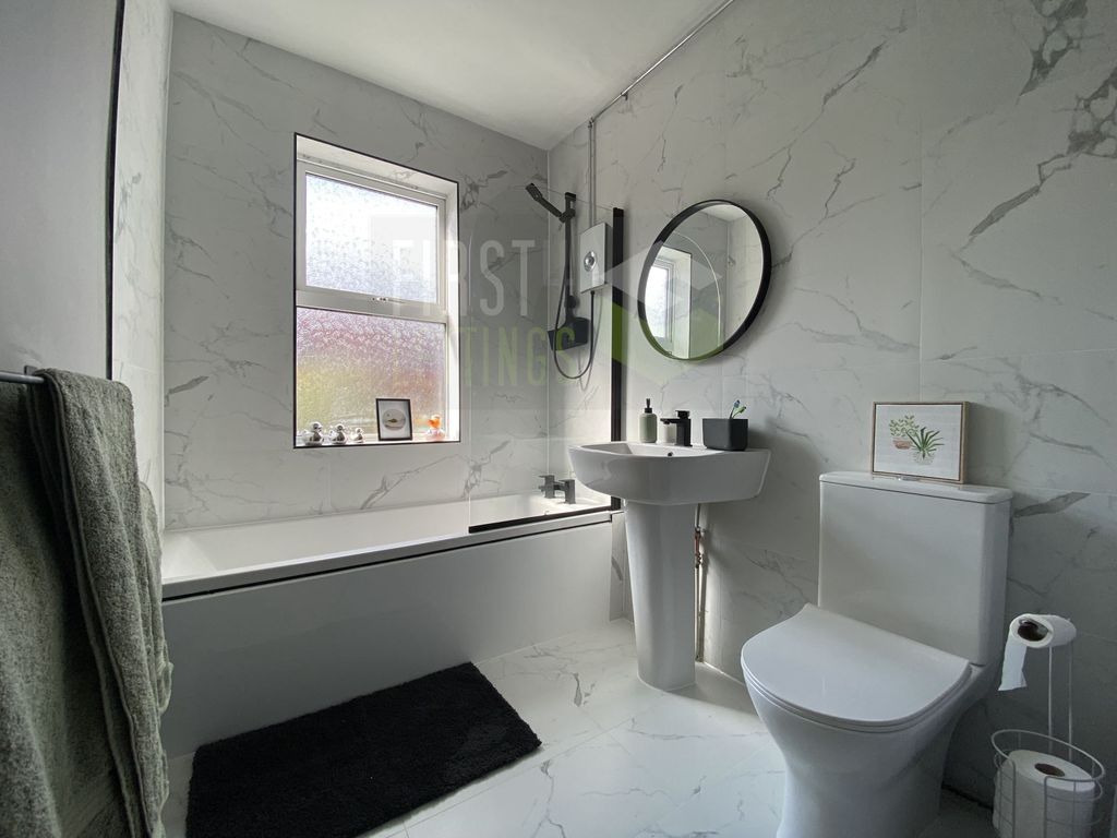 Property photo 3 of 14 Photo 10