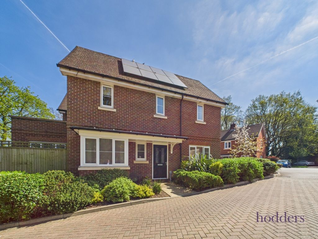 Property photo 1 of 17 Picture No. 24