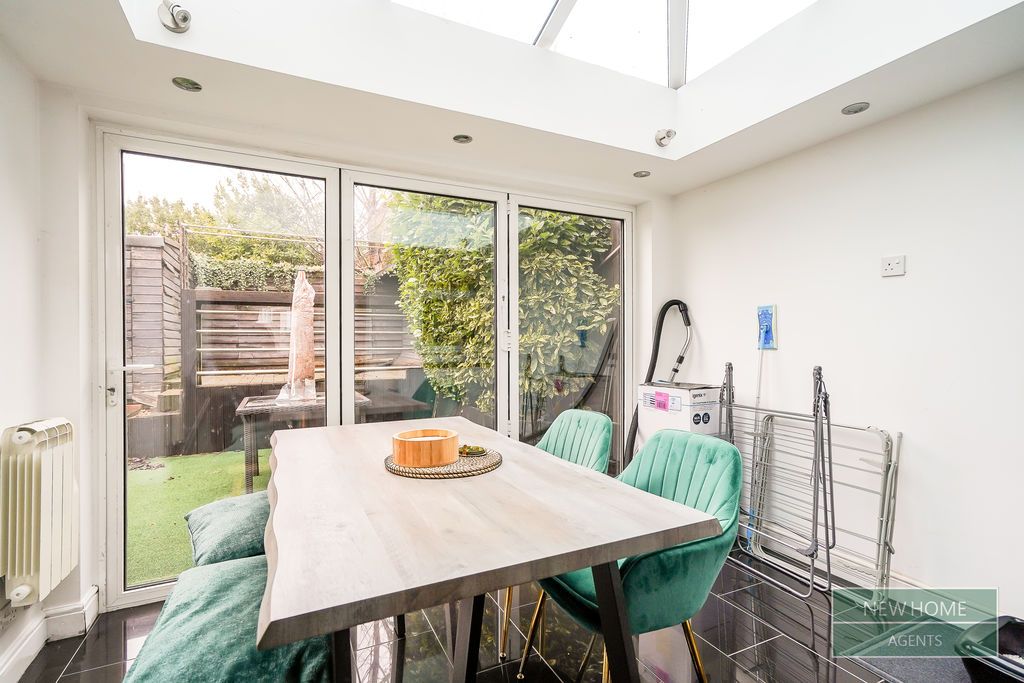 Property photo 2 of 18 Photo 5