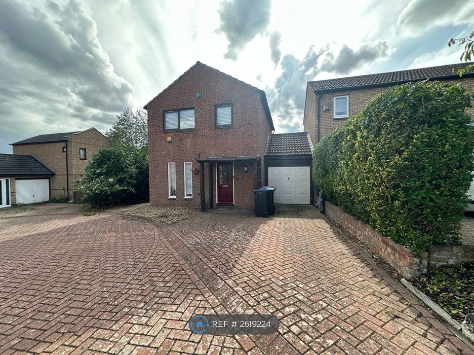 Property photo 2 of 16