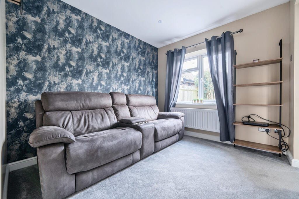 Property photo 3 of 15