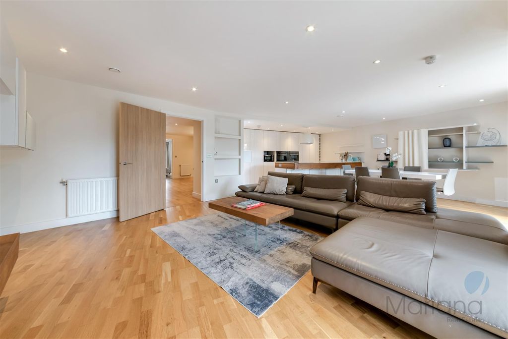 Property photo 3 of 19 Reception Room/Kitchen