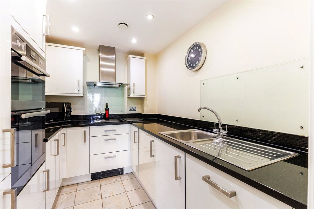 Property photo 3 of 11 Picture No. 04