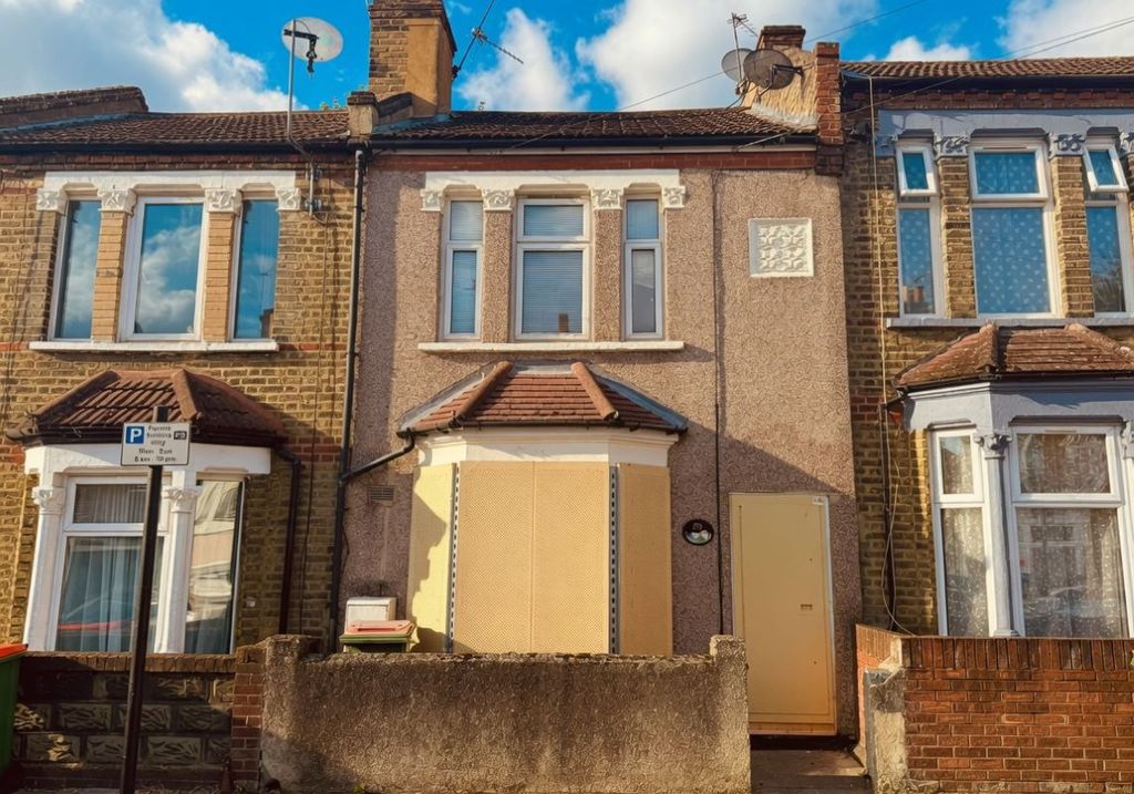 Property photo 1 of 1