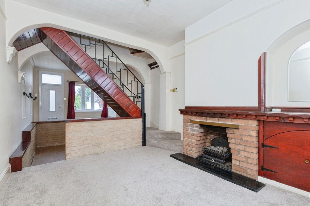 Property photo 2 of 18 Pbox-Img.Jpg