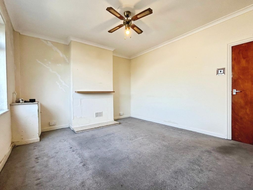 Property photo 2 of 18 Pbox-Img.Jpg