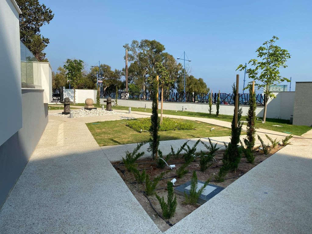 Property photo 3 of 28