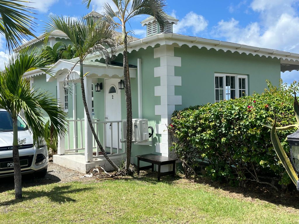 Property photo 1 of 9