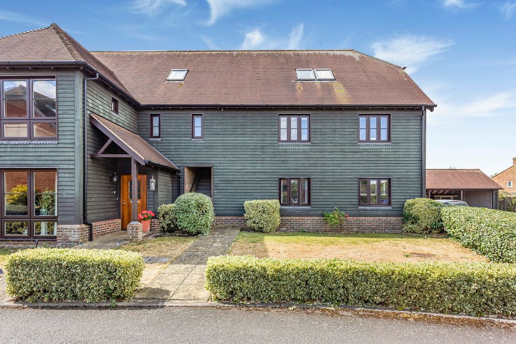 Property photo 1 of 19 Exterior