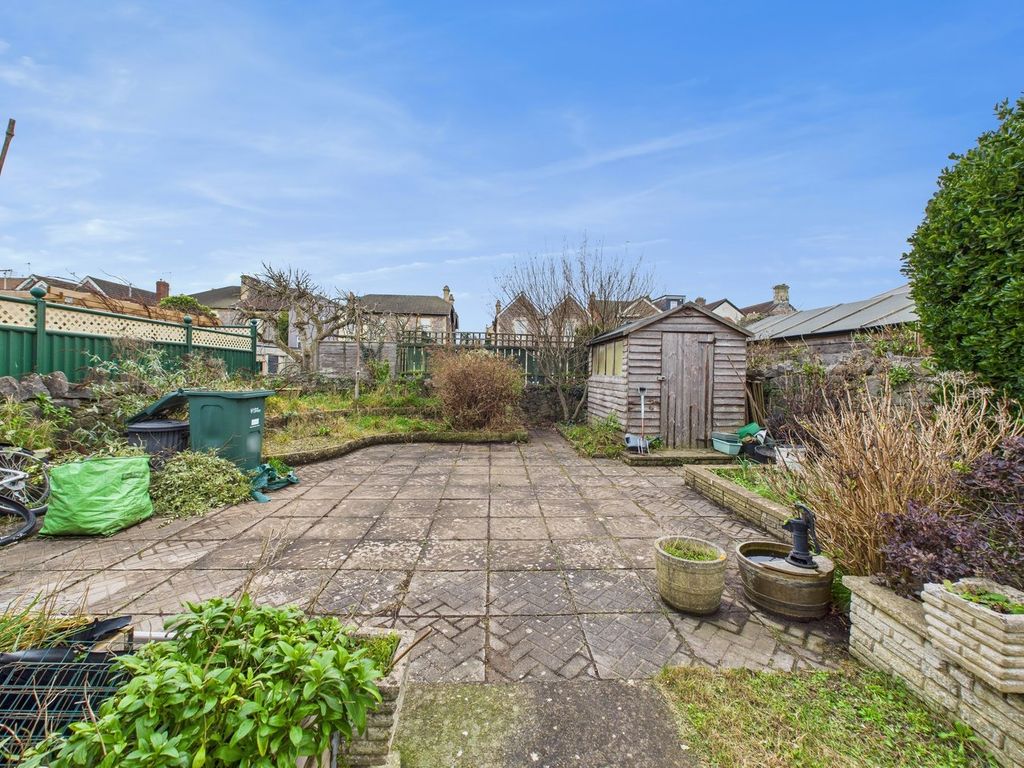 Property photo 3 of 15