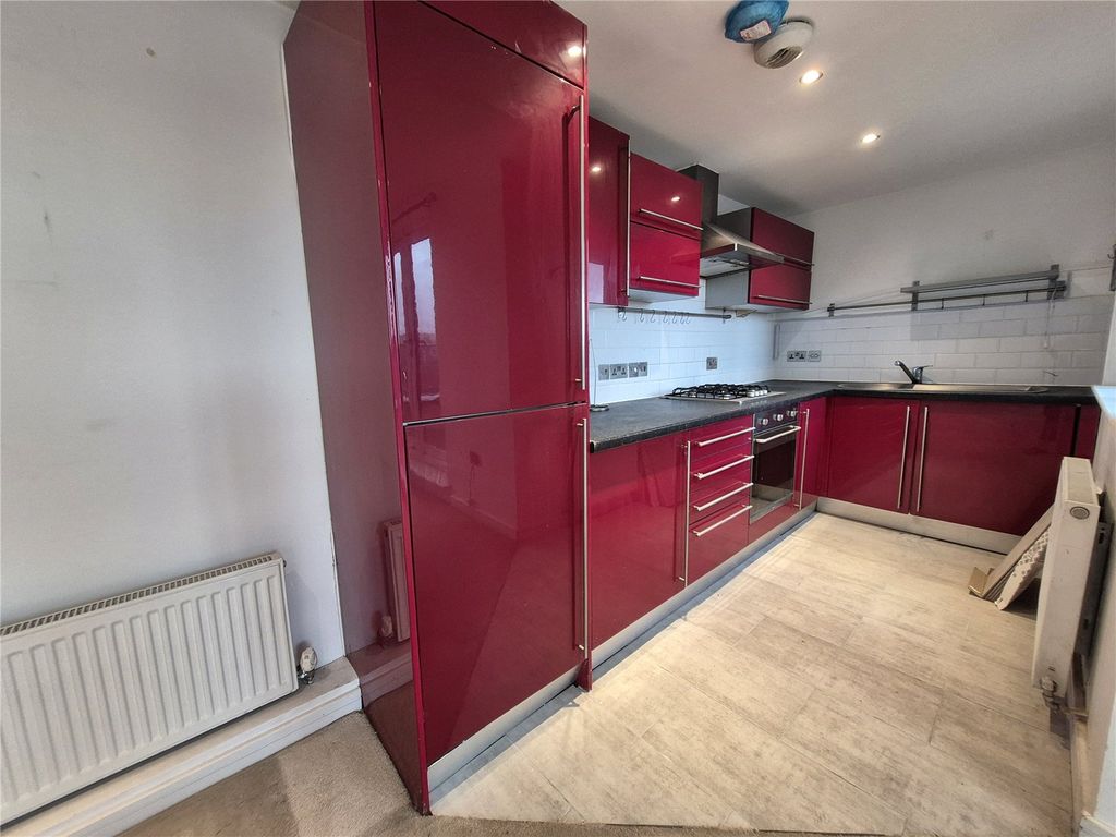 Property photo 2 of 8 Picture No. 06