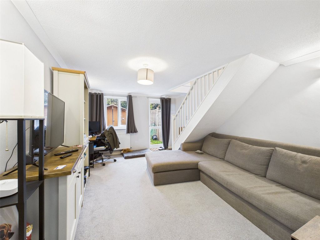 Property photo 3 of 8 Picture No. 05