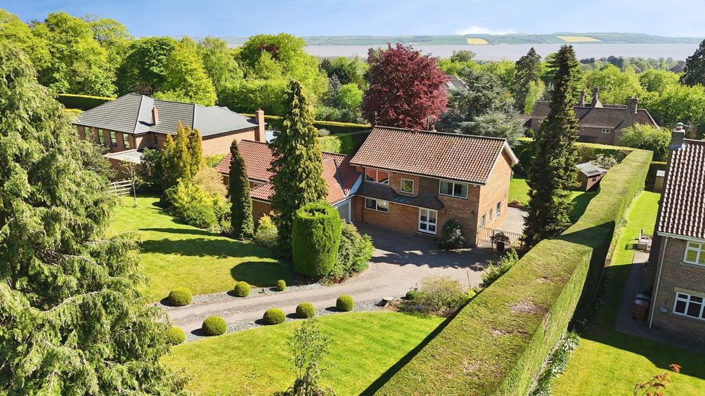 Property photo 1 of 20 4806040