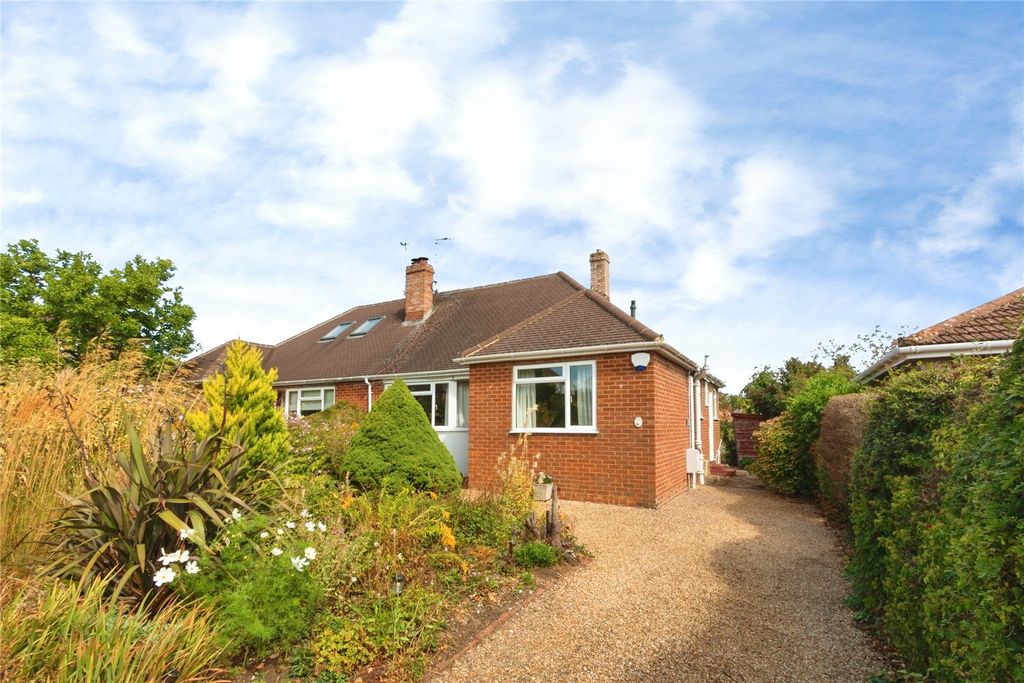 Property photo 1 of 21 Picture No. 32