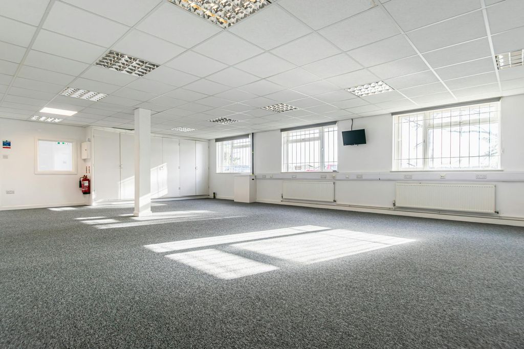 Property photo 3 of 7 12.Jpg