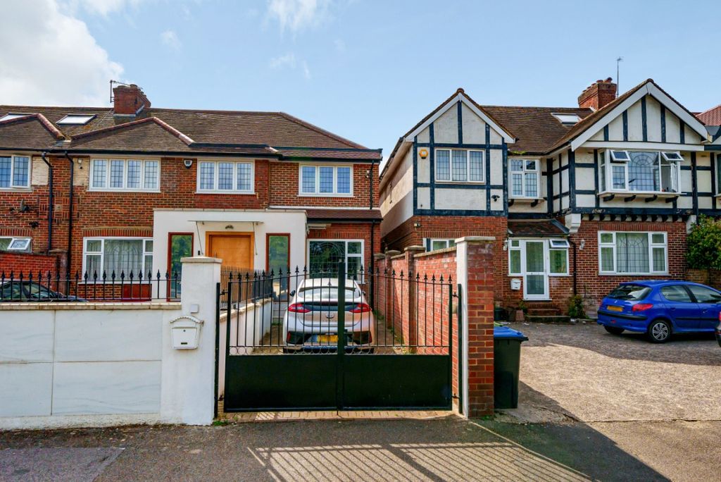 Property photo 1 of 15 1014933 (1)