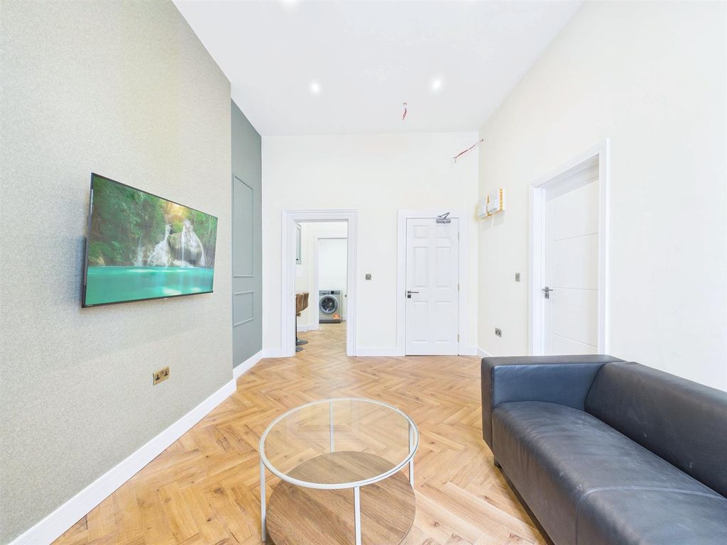 Property photo 3 of 7 Cam02170G0-Pr0531-Still036.Jpg