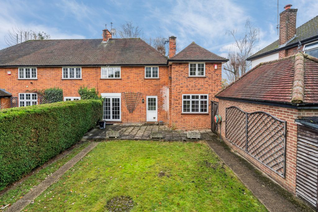 Property photo 3 of 17