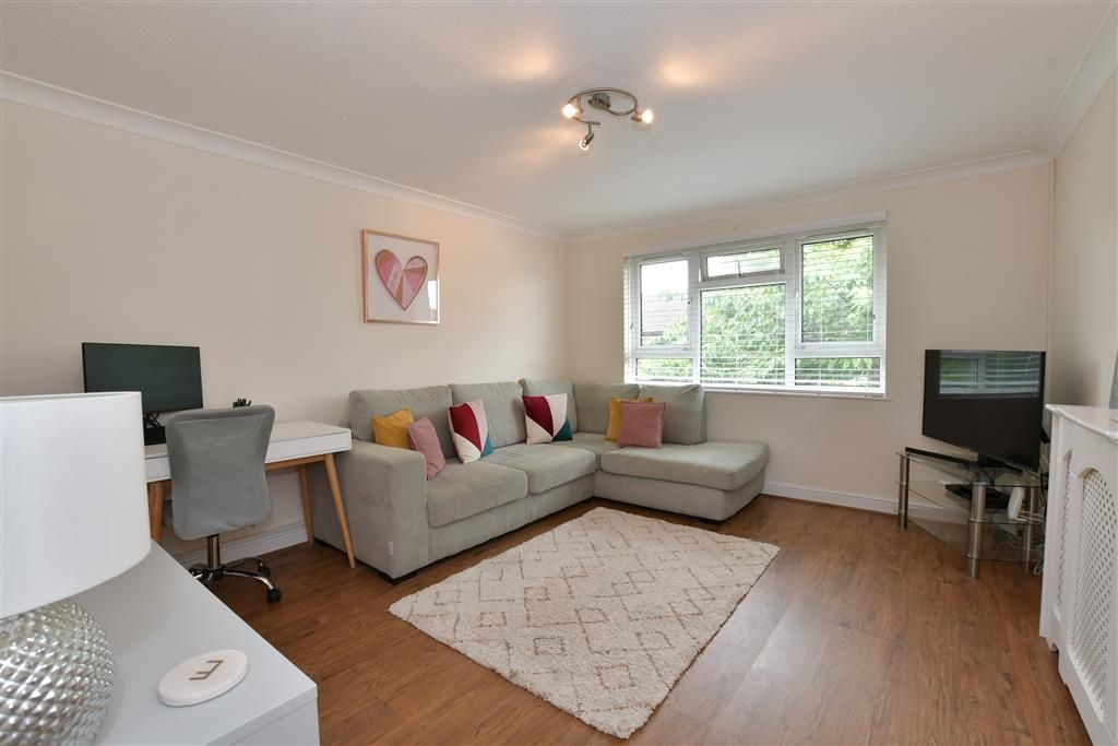 Property photo 1 of 12 Lounge/Dining Room