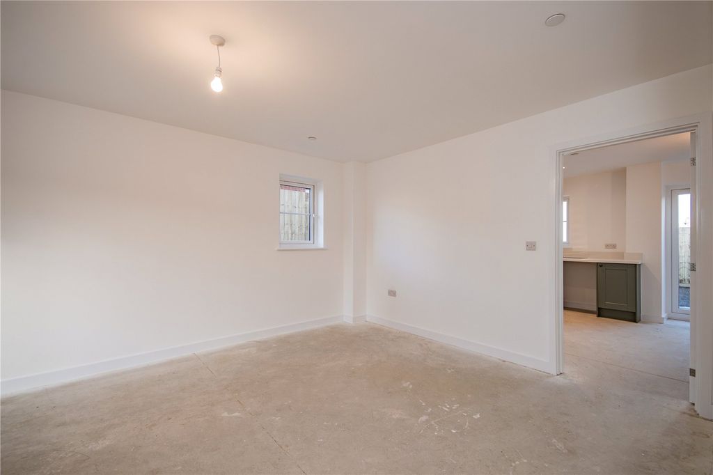Property photo 3 of 10 Picture No. 10