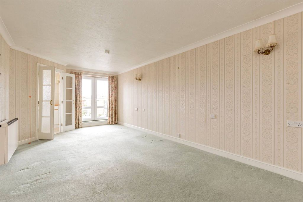 Property photo 2 of 16 Picture No. 03