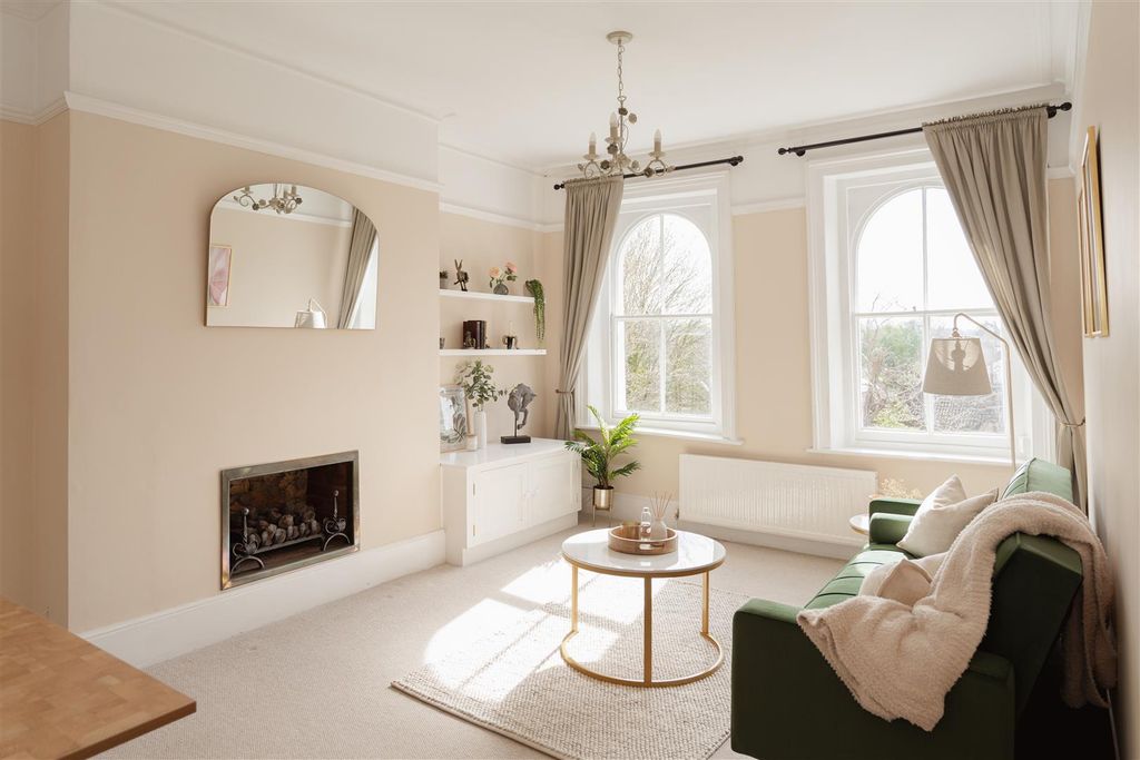 Property photo 2 of 14 2.Jpg