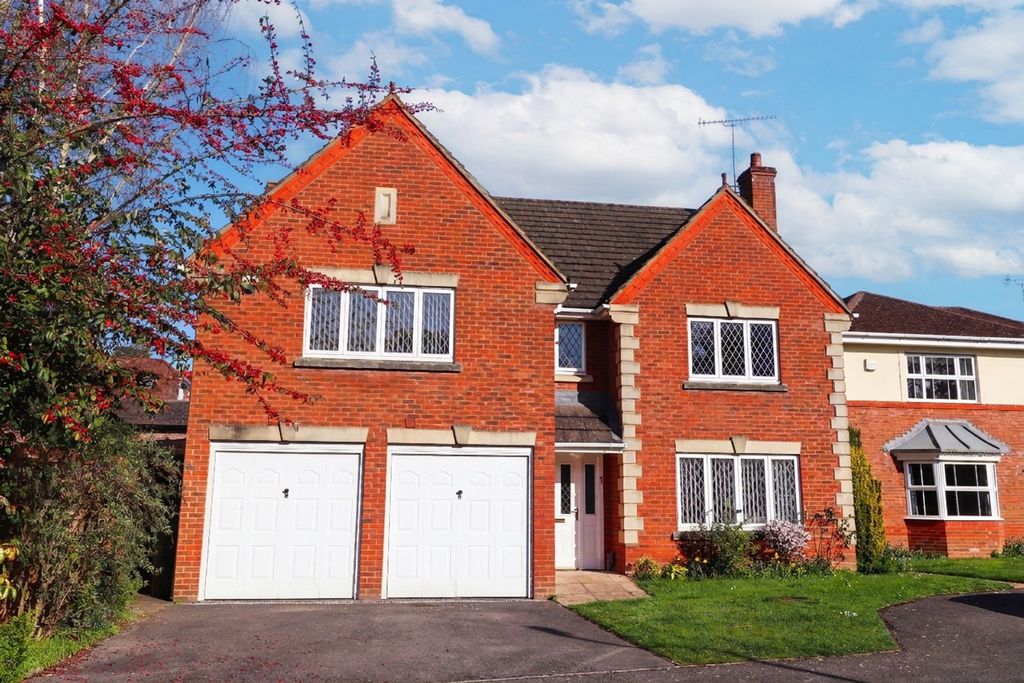 Property photo 1 of 19