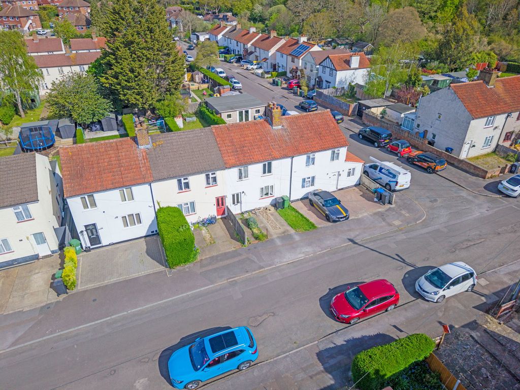 Property photo 1 of 2