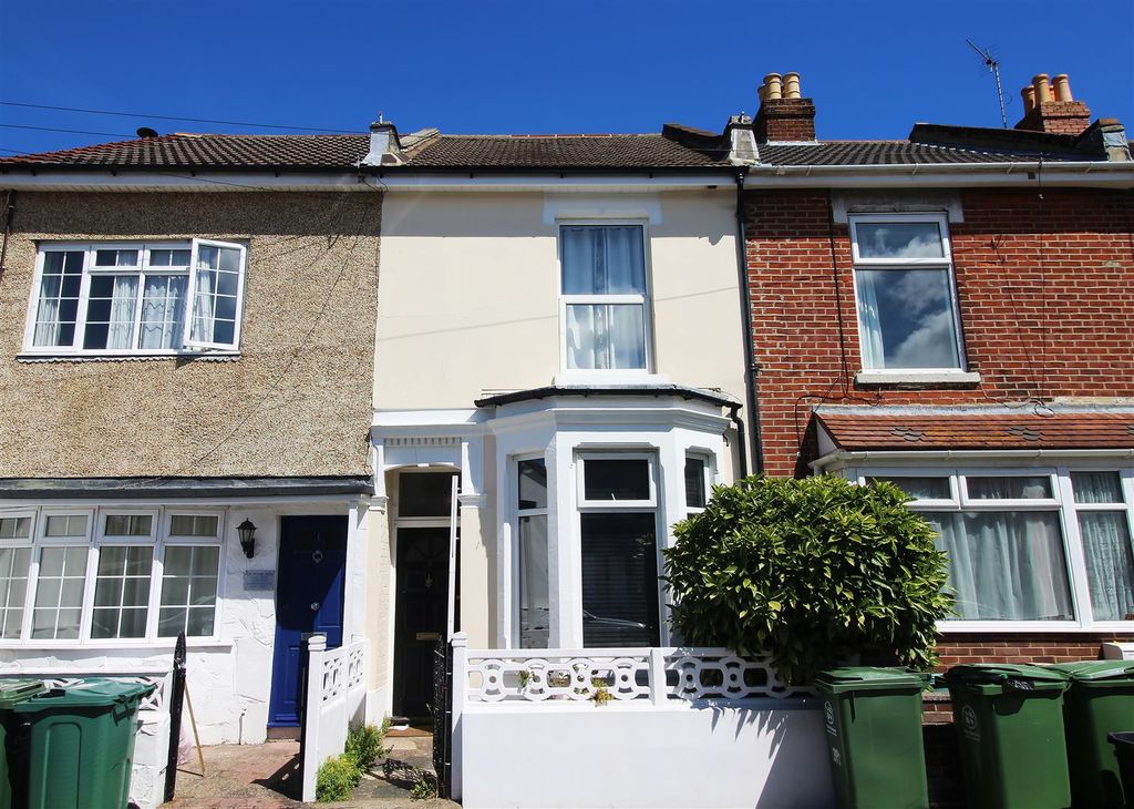 Property photo 1 of 13